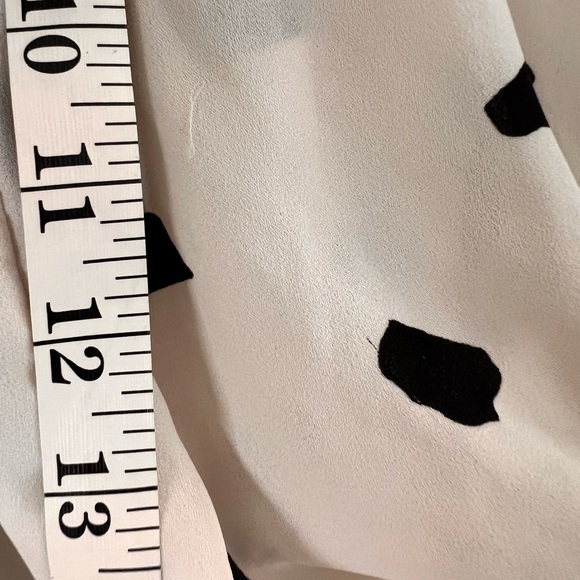ASTR the Label Ivory Cream Black Spots Long Sleeve Surplice Bodysuit Small - Picture 15 of 16